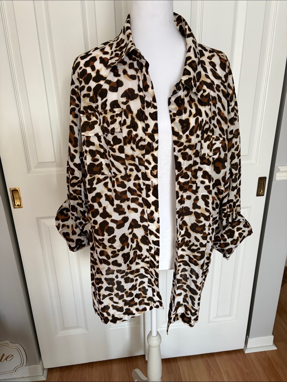 Jones New York Leopard Print Button-Up Shirt